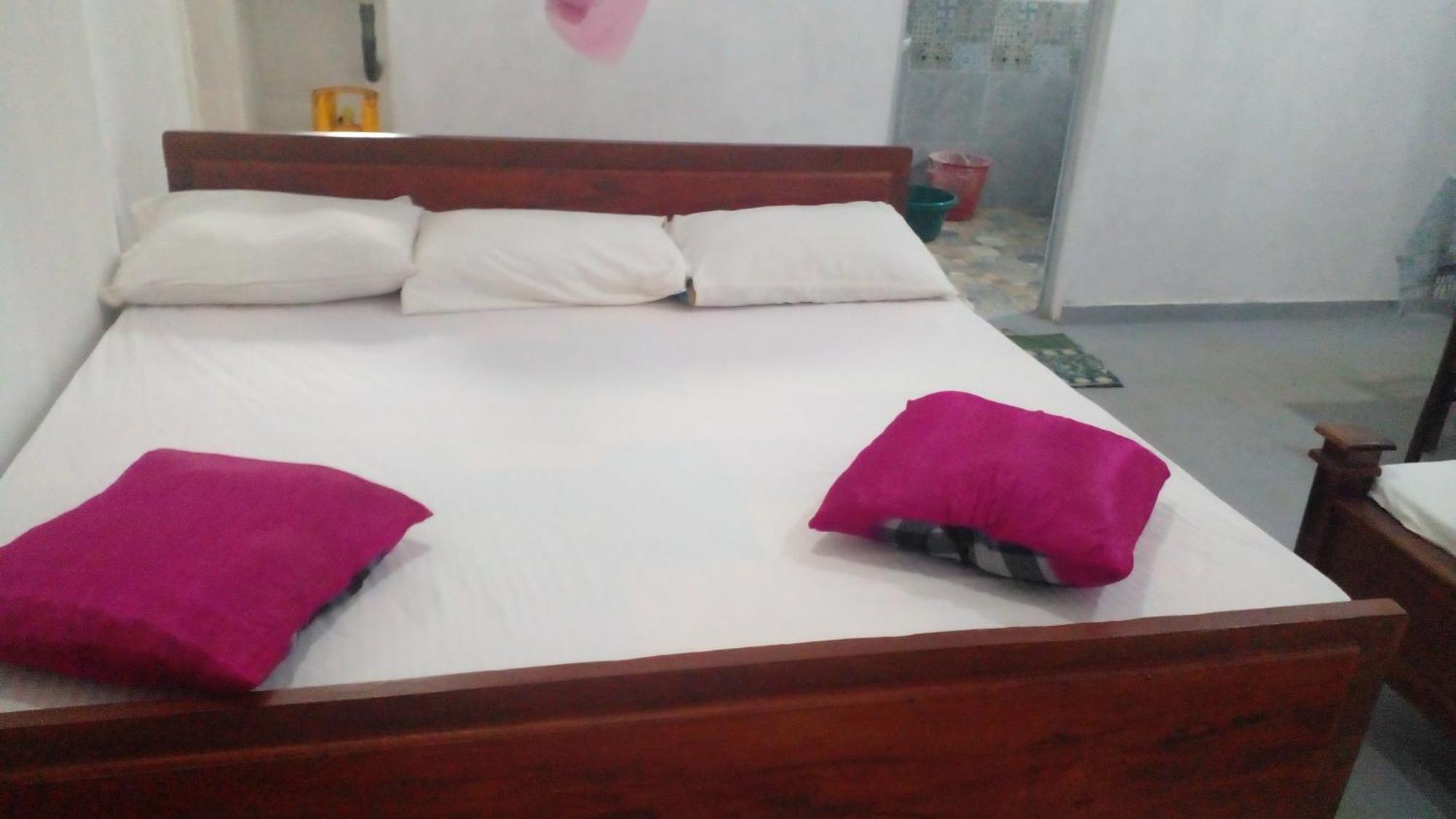 Star Home Stay Μπεντότα Δωμάτιο φωτογραφία